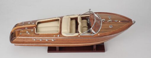 italian speedboat model